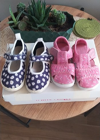 Kız Çocuk Pembe Velcro Bağcıklı Terlik 25 numara