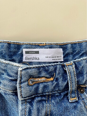 34 Beden Bershka Kot Şort