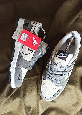 Nike dunk low venom özel seri