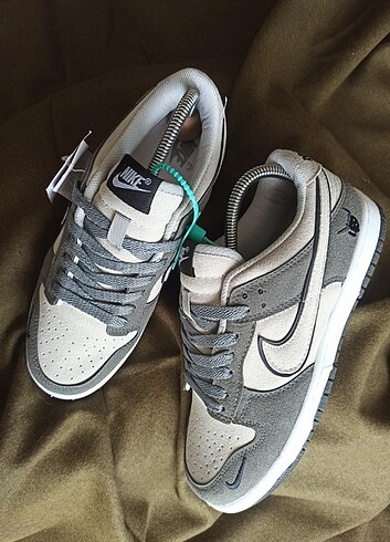 Nike Nike dunk low venom özel seri