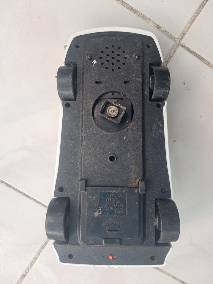 Beyaz Oyuncak Polis Arabası - Görsel 4