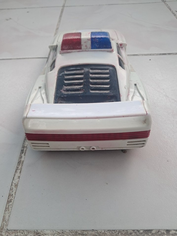 Beyaz Oyuncak Polis Arabası - Görsel 3