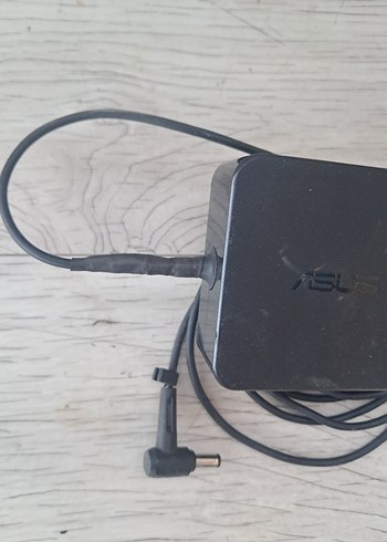 ASUS Dizüstü Şarj Cihazı 19v 3.42 Amp - Görsel 2