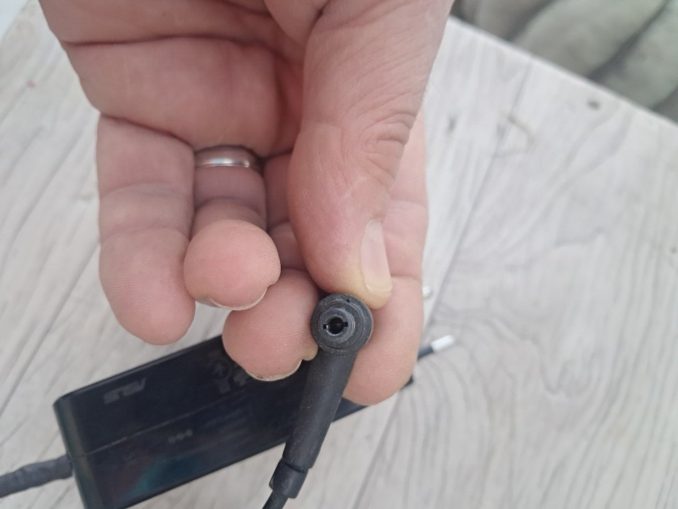 ASUS Dizüstü Şarj Cihazı 19v 3.42 Amp - Görsel 4