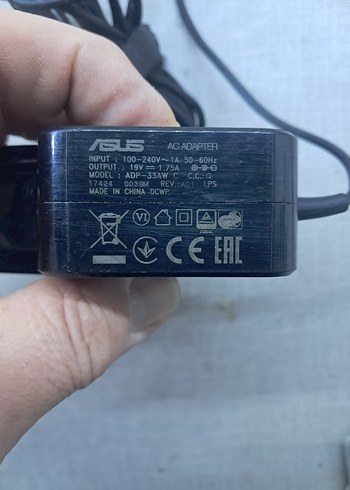 Asus Siyah Şarj Adaptörü 19 volt 1.75 amper - Görsel 2