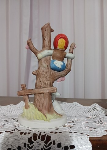 Pastel Renkli Ağaçta Oturan Çocuk Biblosu - Görsel 7