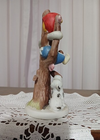 Pastel Renkli Ağaçta Oturan Çocuk Biblosu - Görsel 5