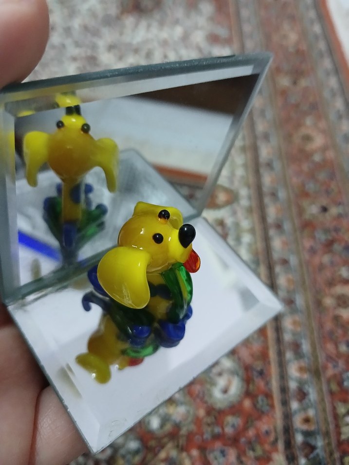 el yapımı  Sarı Cam Köpek Figürü - Görsel 3