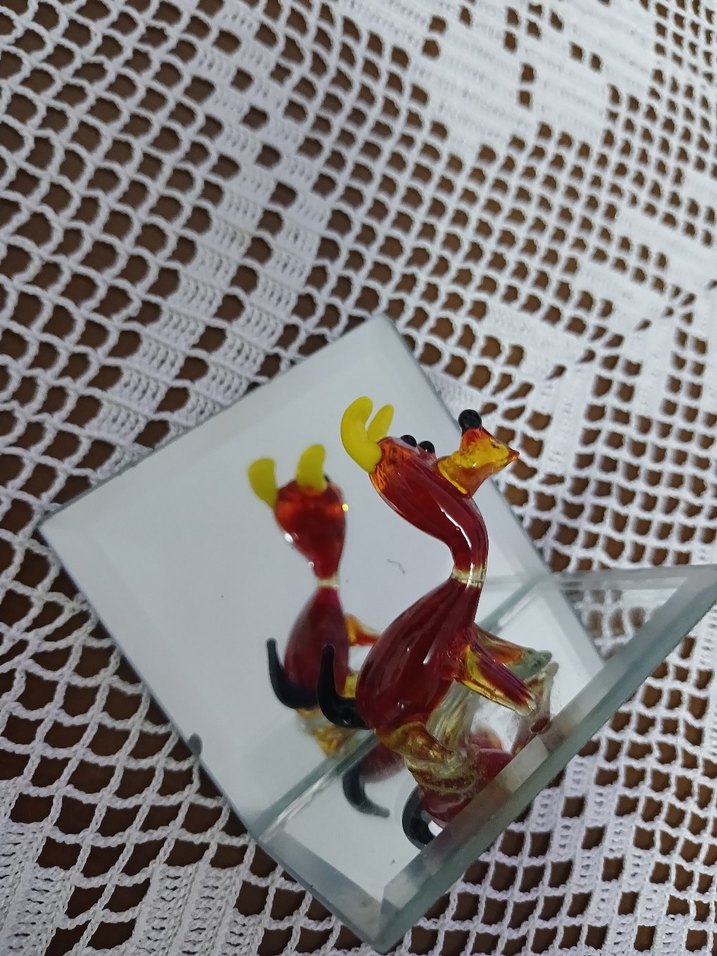 Cam köpek Figürü - Görsel 5