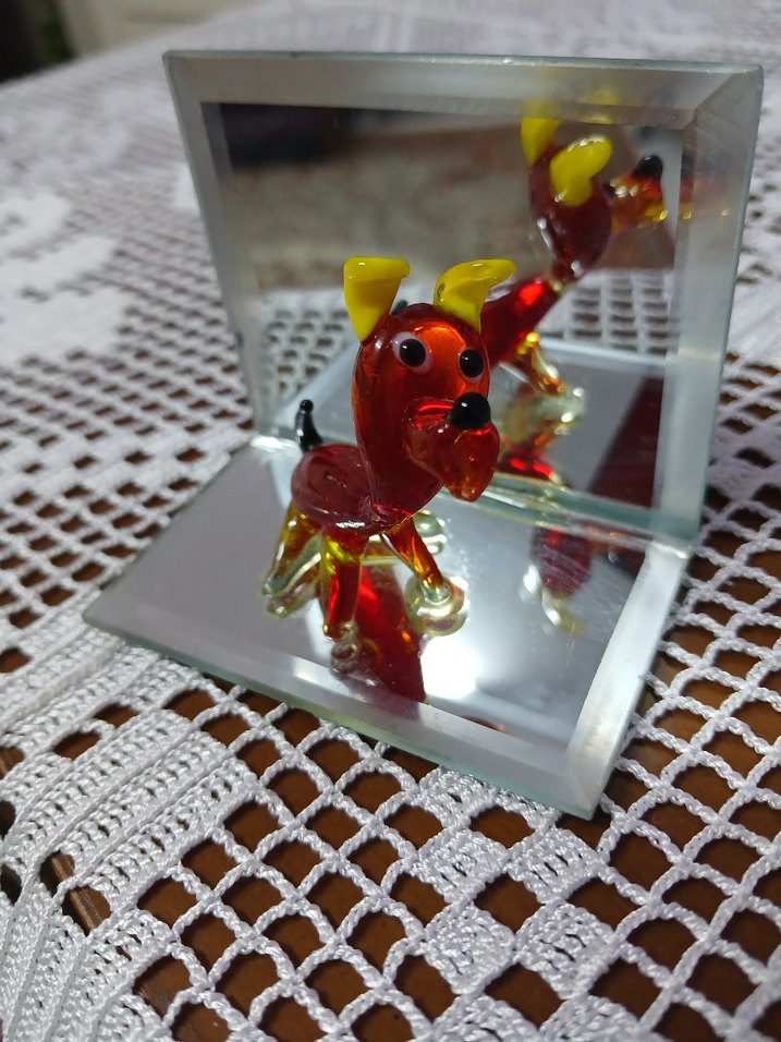 Cam köpek Figürü - Görsel 2