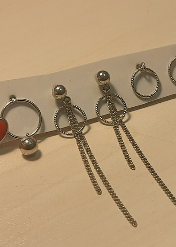 Gri Zincir Detaylı küpeler - Görsel 2