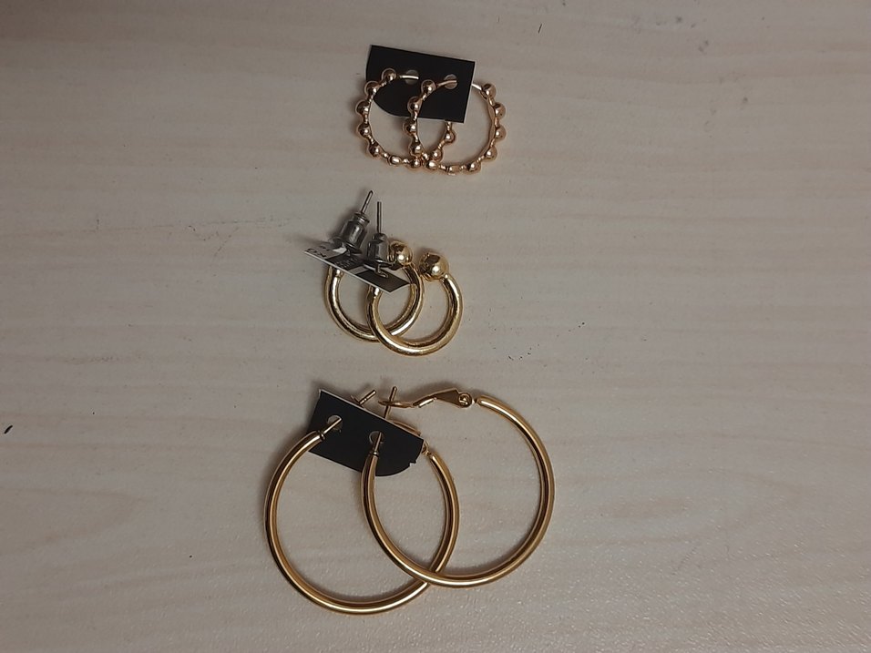 Altın gold rengi Kısa Halka Küpeler - Görsel 2