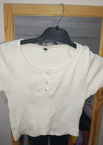 Kız Çocuk Beyaz Düğmeli Kısa Kollu Tişört - Görsel 2