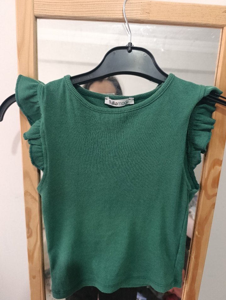 Kız Çocuk Yeşil Fırfırlı Kolsuz Triko Bluz - Görsel 2