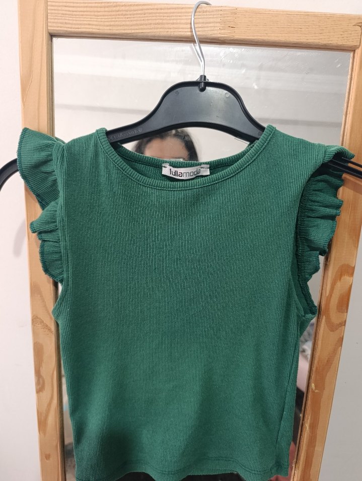 Kız Çocuk Yeşil Fırfırlı Kolsuz Triko Bluz - Görsel 3