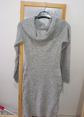 Gri Uzun Kollu Yüksek Yakalı Triko elbise - Görsel 2