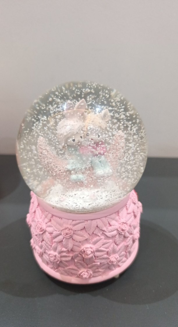 Pembe Çiçek Desenli Kar Küresi Biblosu - Görsel 2