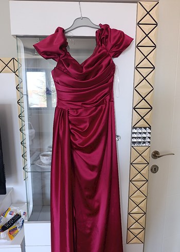 Kırmızı Drapeli Uzun Abiye Elbise - Görsel 4