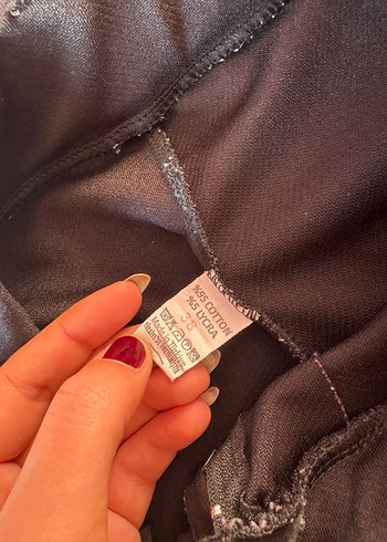 Kadın Siyah Midi Kumaş Pantolon - Görsel 4