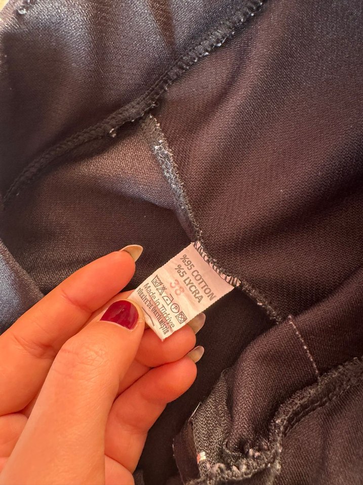 Kadın Siyah Midi Kumaş Pantolon - Görsel 4