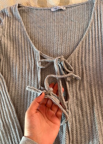 Gri V Yaka Triko Kadın Hırka - Görsel 2