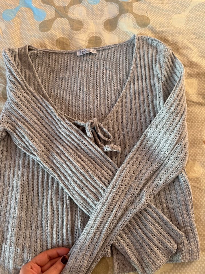 Gri V Yaka Triko Kadın Hırka - Görsel 3