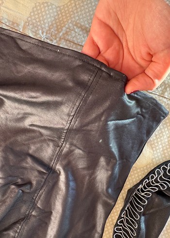 Parlak Siyah Deri Gotik Kadın Ceket - Görsel 3