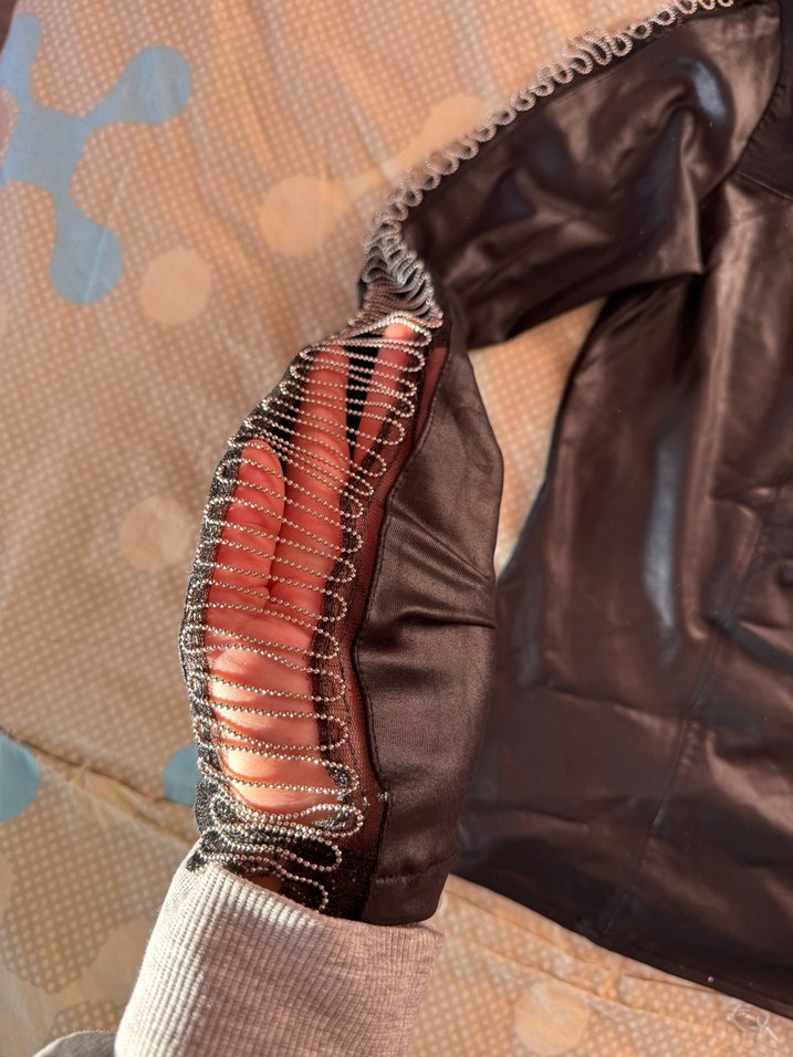 Parlak Siyah Deri Gotik Kadın Ceket - Görsel 2