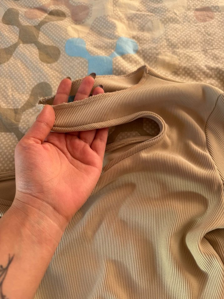 Bej Uzun Kollu Dar Kesim Kadın Elbise - Görsel 3