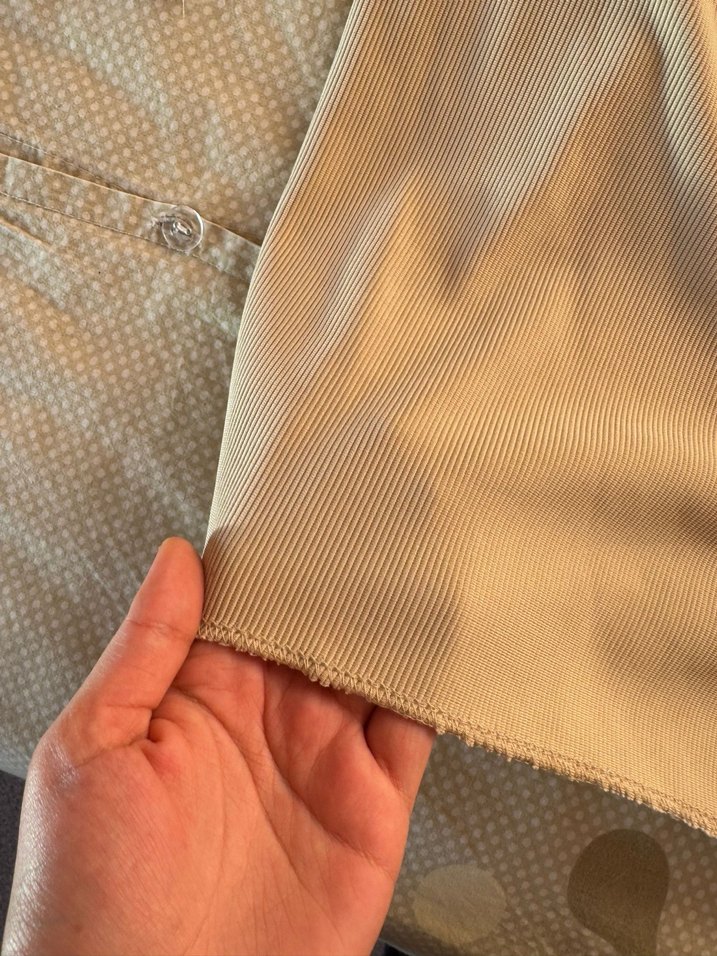 Bej Uzun Kollu Dar Kesim Kadın Elbise - Görsel 4