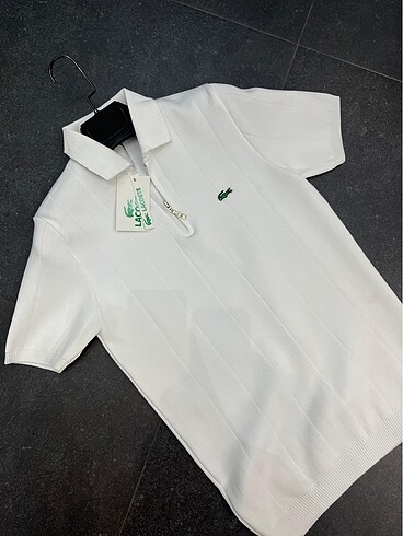 LACOSTE TRİKO TİŞÖRT S bedene özel fiyat