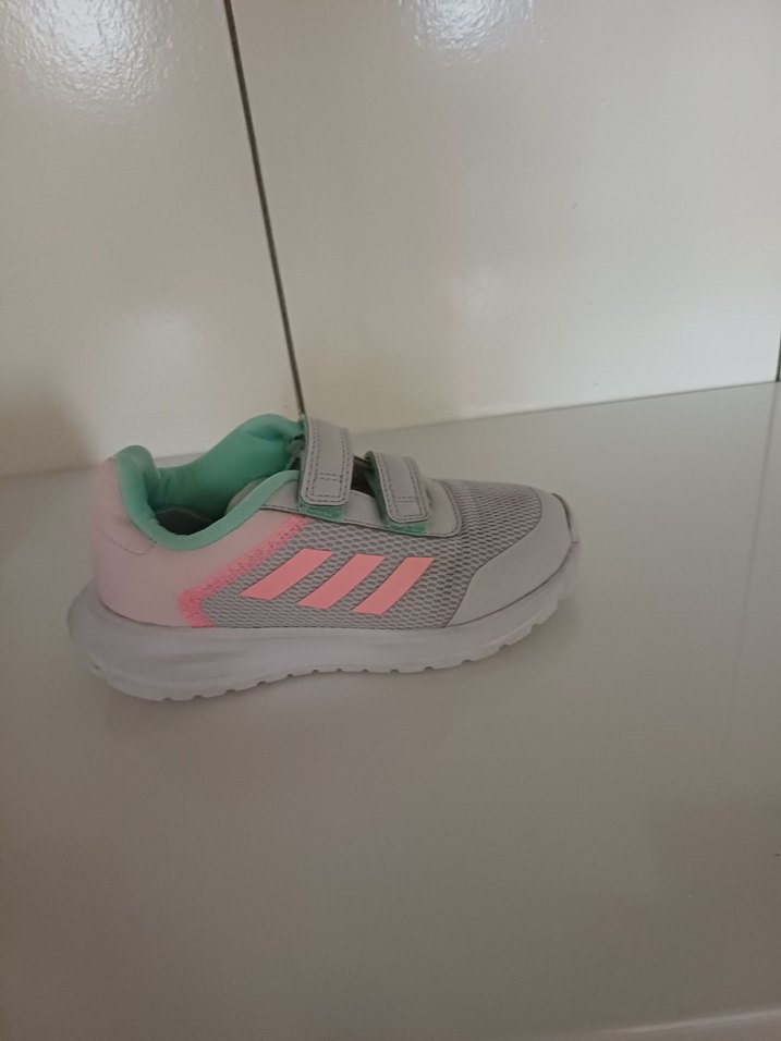 Kız Çocuk Gri Cırt Cırtlı Spor Ayakkabı - Görsel 4