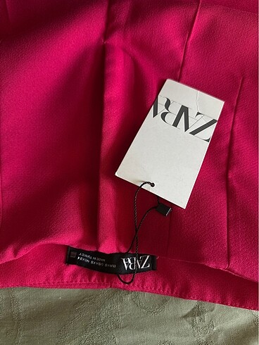 xs Beden pembe Renk Etiketli Zara Fuşya Pembe Pantolon