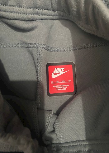 Nike tech orjinal XS beden - Görsel 3