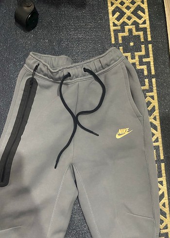 Nike tech orjinal XS beden - Görsel 2