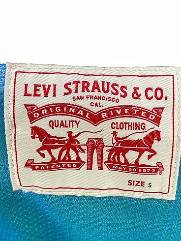 s Beden çeşitli Renk Levis Bomber %70 İndirimli.