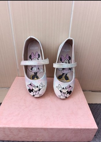 Kız Çocuk Beyaz Baskılı Tokalı Babet - Görsel 2