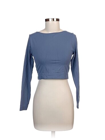 H&M Bluz %70 İndirimli.