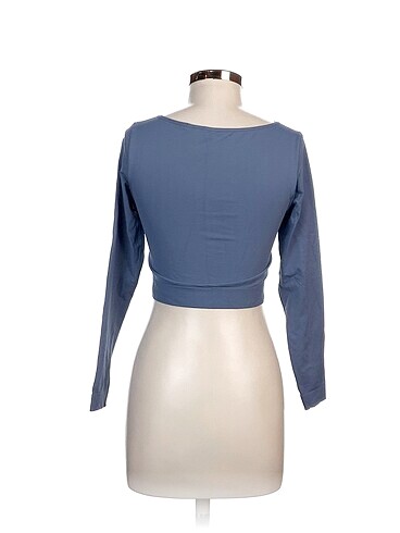 m Beden H&M Bluz %70 İndirimli.