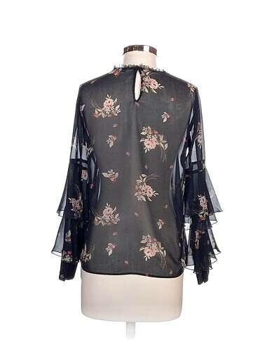 m Beden Zara Bluz %70 İndirimli.