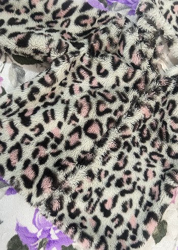 Kız Çocuk Leopar Desenli Bornoz - Görsel 2