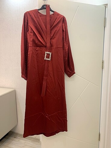 Bordo Elbise