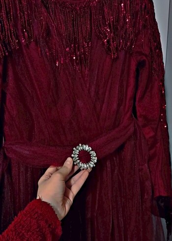 38 Beden bordo Renk Bordo Uzun Kollu Drapeli Abiye Elbise