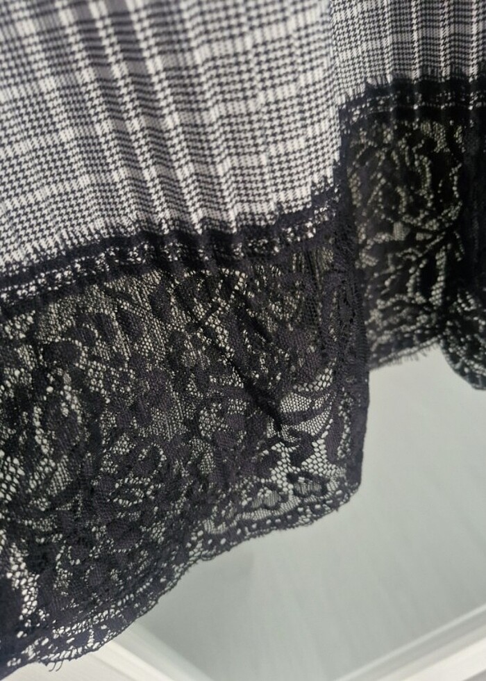 Altı dantelli piliseli etek  - Görsel 4