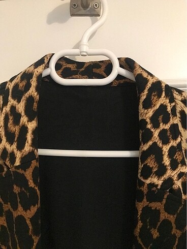 38 Beden Leopar Vatkalı Blazer