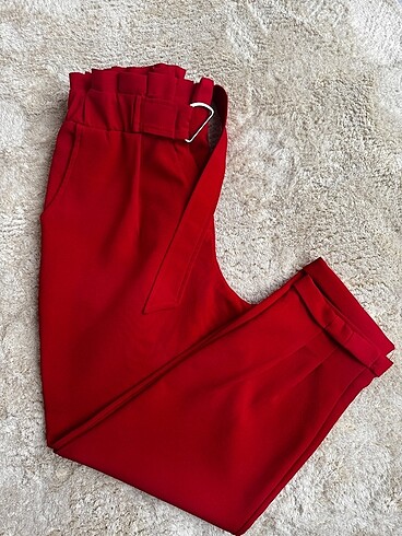 Kırmızı pantolon - Görsel 3