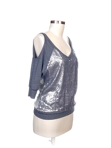 Guess Guess Bluz %70 İndirimli.