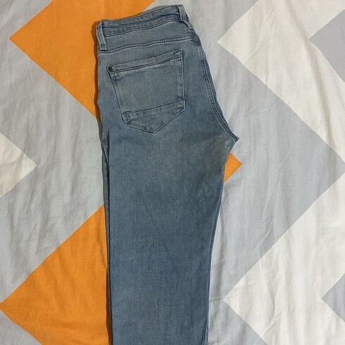 32 Beden Mavi Premium Jeans