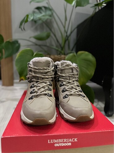 37 Beden Lumberjack kadın bot sıfır ayarında