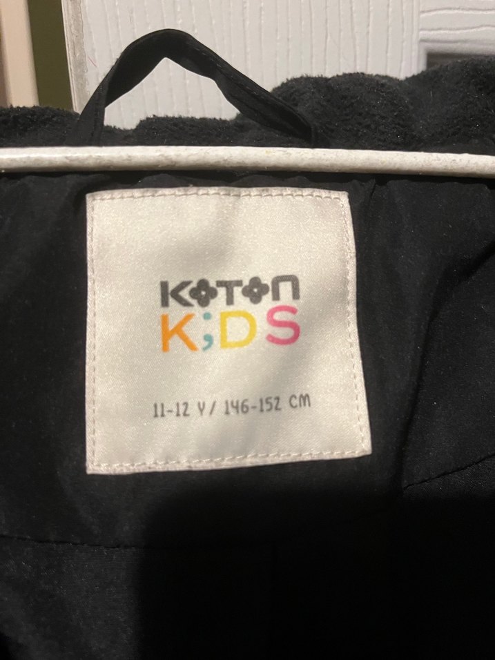 Siyah koton çocuk mont - Görsel 3